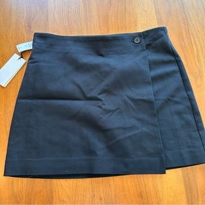 Aritzia Babaton wrap skirt